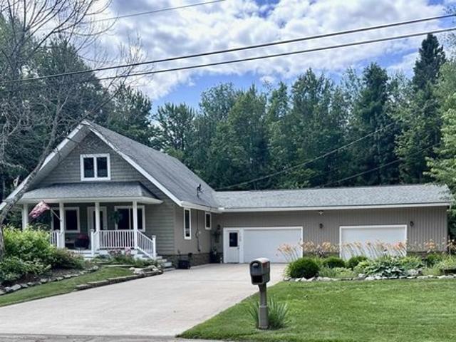 House for sale in Marquette, Michigan