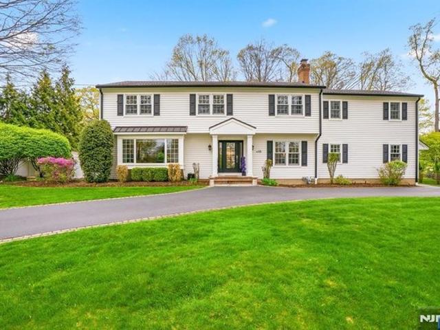 House for sale in Mahwah, New Jersey