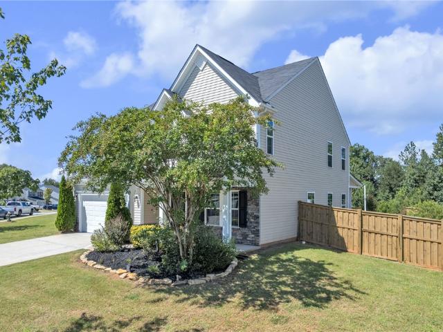 House for sale in Stonehurst Plantation, Easley