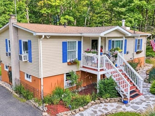 House for sale in Hawley, Pennsylvania