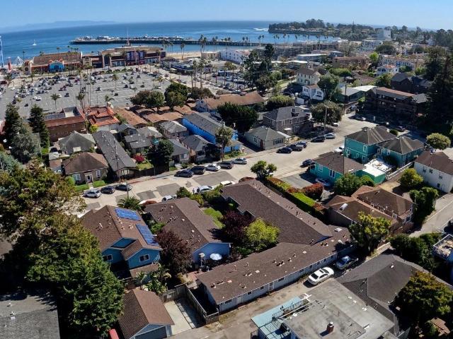 Commercial for sale in Santa Cruz