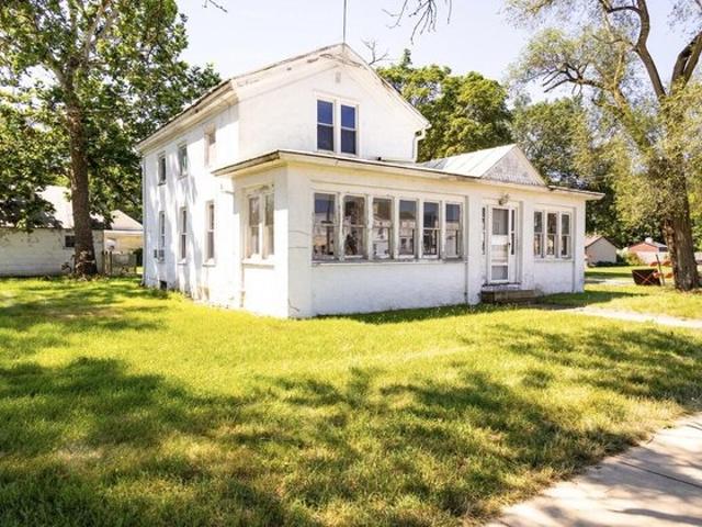 House for sale in Lawton, Michigan