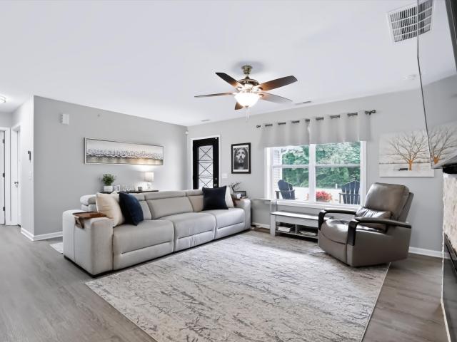 House for sale in Coatesville, Indiana