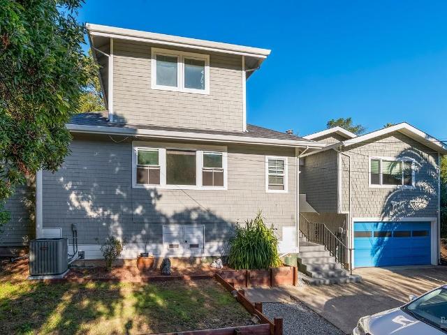 Duplex for sale in San Rafael, California