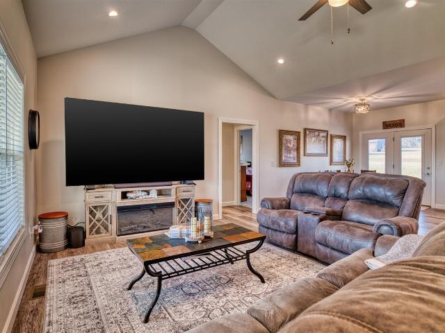 House for sale in Auburn, Kentucky