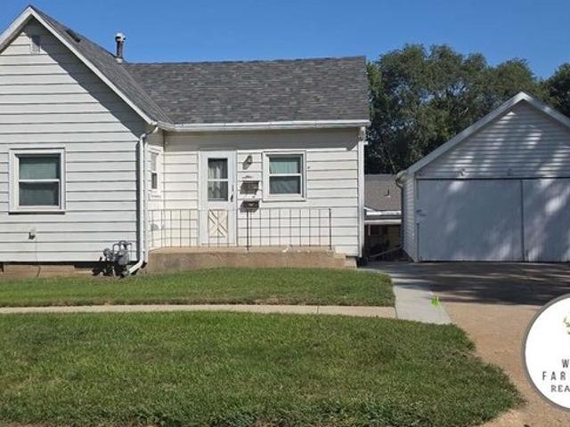 House for sale in Wayne, Wayne County