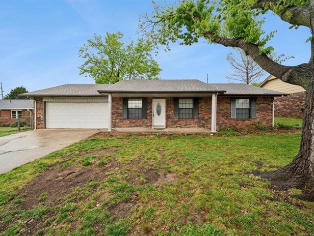House for sale in Rogers, Oklahoma