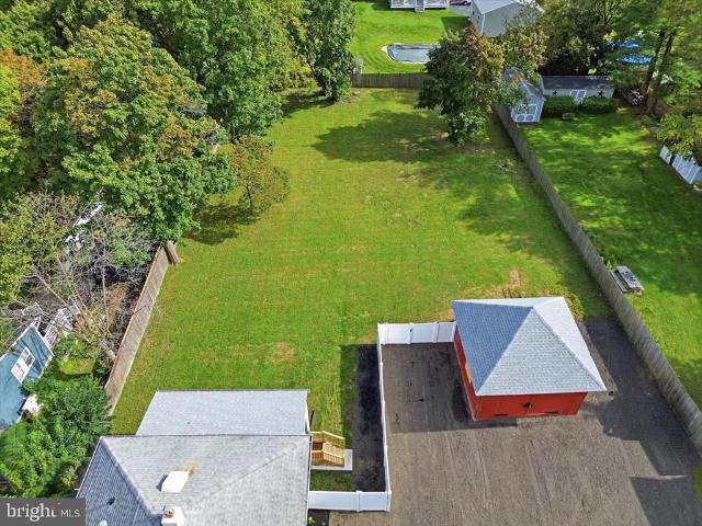 House for sale in Reed Crossing, Berlin