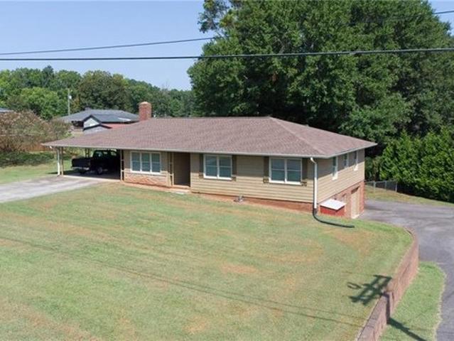 House for sale in Alpharetta, Georgia