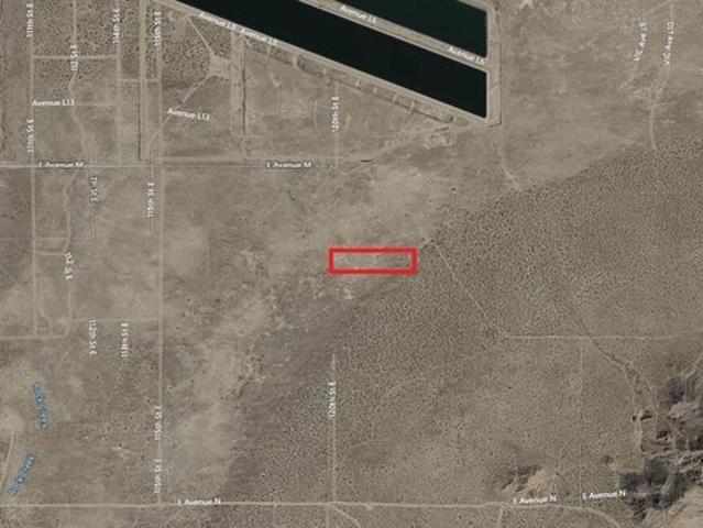 Land for sale in Palmdale, California