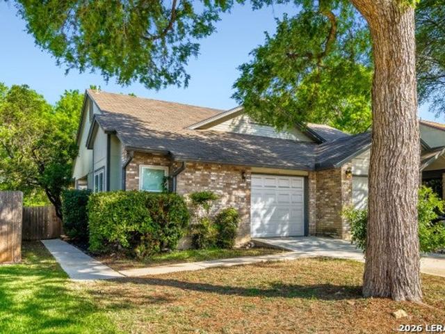 Townhouse for sale in Leesville, Texas