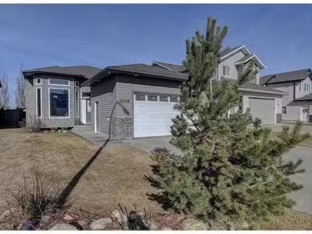House for sale in Grande Prairie, Alberta