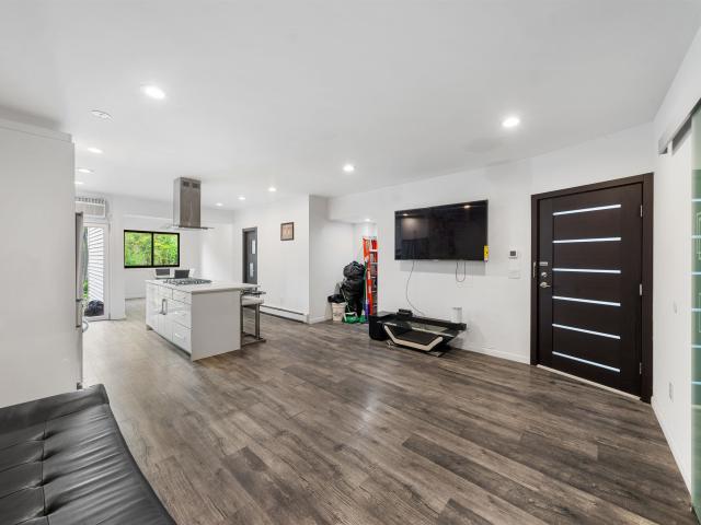 House for sale in Hudson, New Jersey