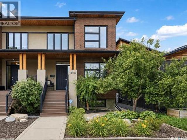 House for sale in Saskatoon, Saskatchewan