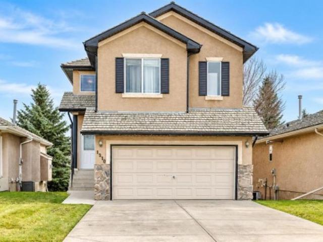 House for sale in Harvest Hills, Calgary