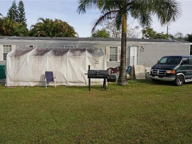 Duplex for sale in Punta Gorda