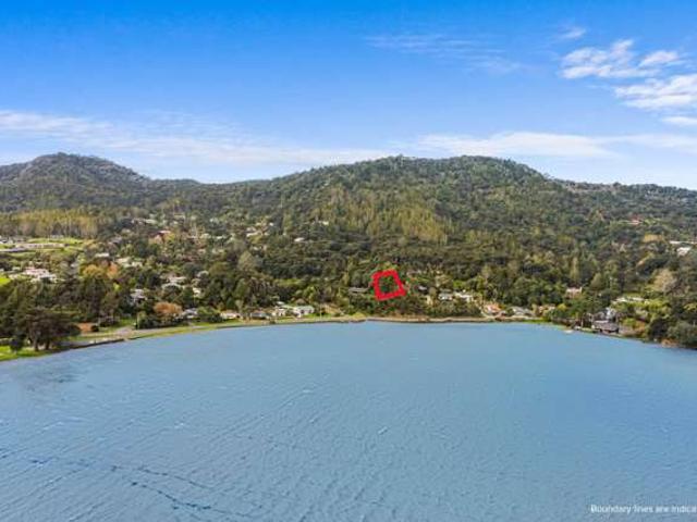 Land for sale in Huia