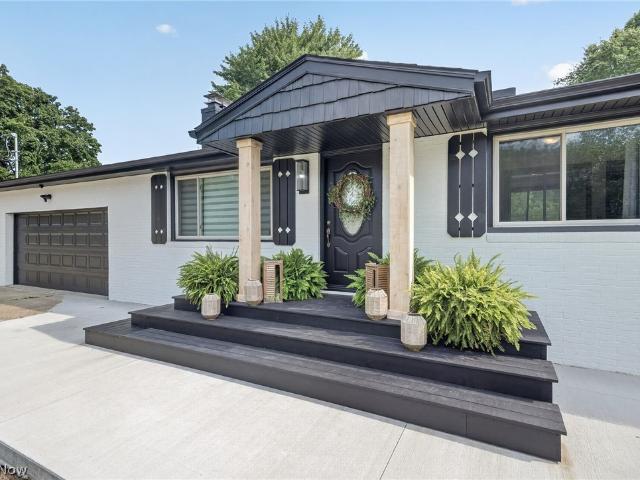 House for sale in Summit, Ohio