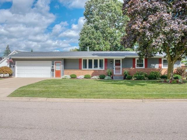 House for sale in Owosso, Shiawassee County
