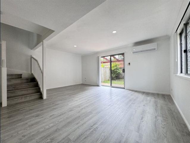 Townhouse for rent in Toombul, Queensland