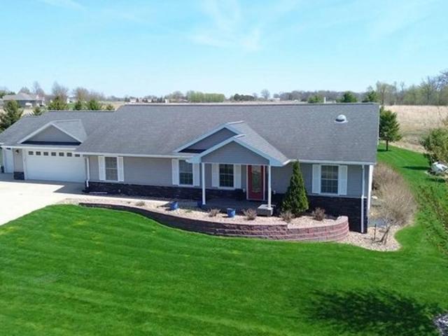 House for sale in Sumner, Iowa