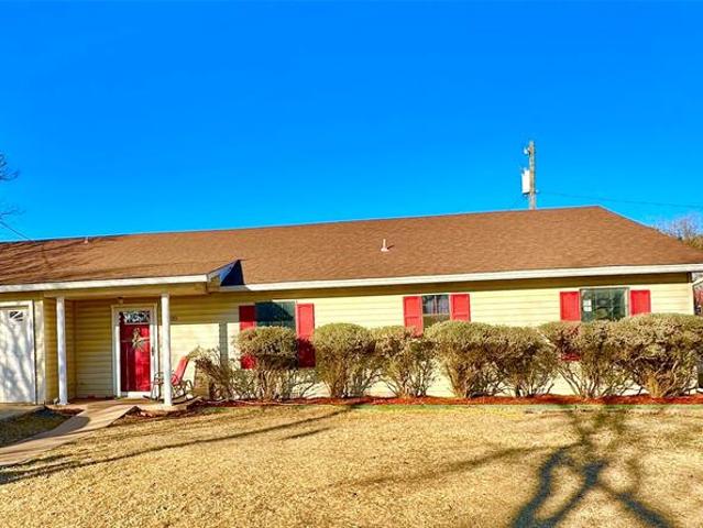 House for sale in Taylor, Texas