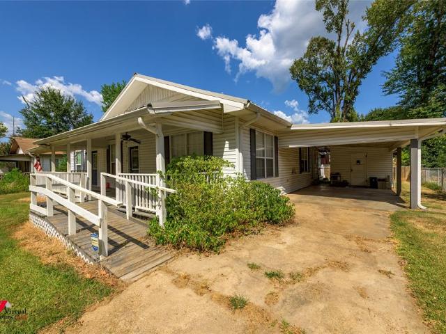 House for sale in Hodge, Louisiana