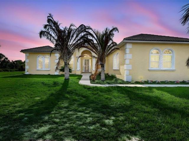 House for sale in Myakka City, Florida