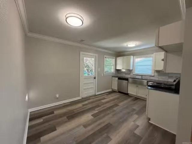House for rent in Benton