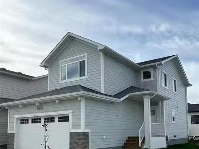 House for sale in Saskatoon, Saskatchewan