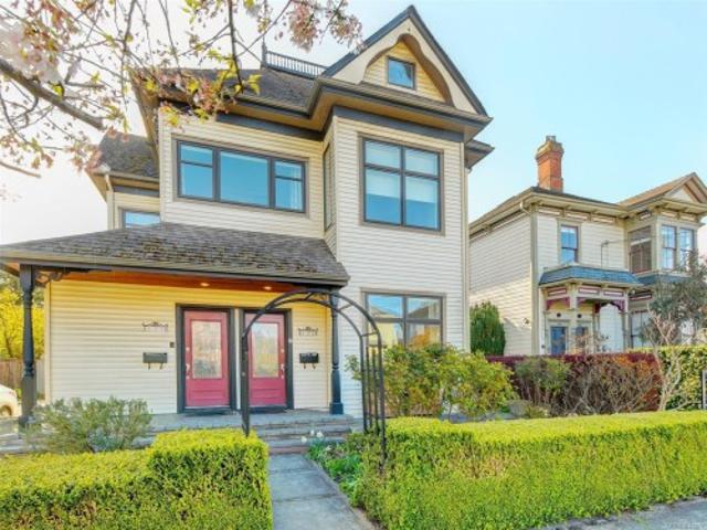 Property for sale in James Bay, Victoria
