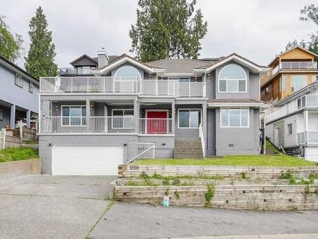 House for sale in Surrey