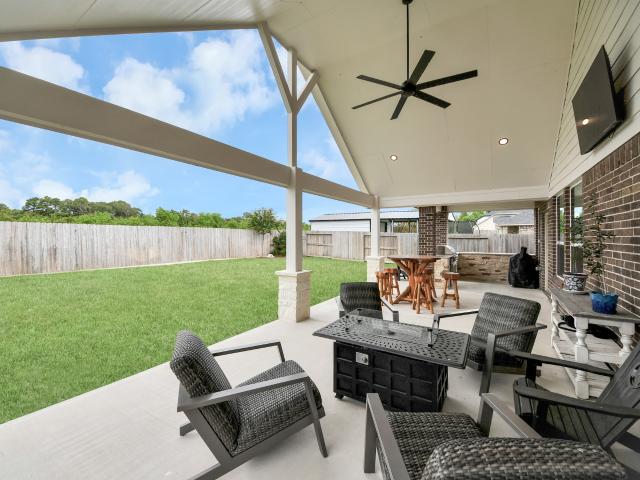House for sale in Mont Belvieu, Chambers County
