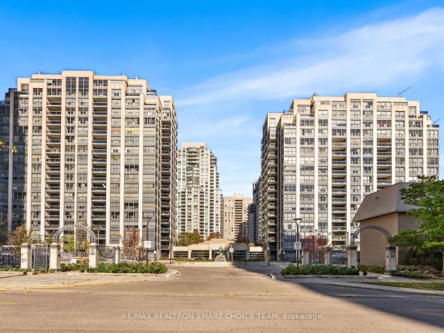 Condo for sale in Woburn, Ontario
