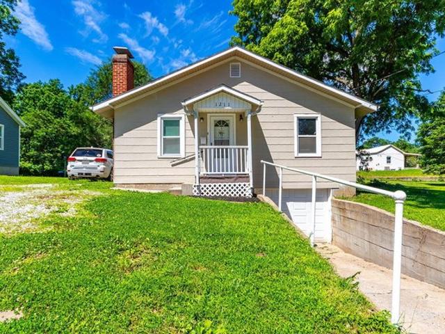 House for sale in Cooper, Missouri