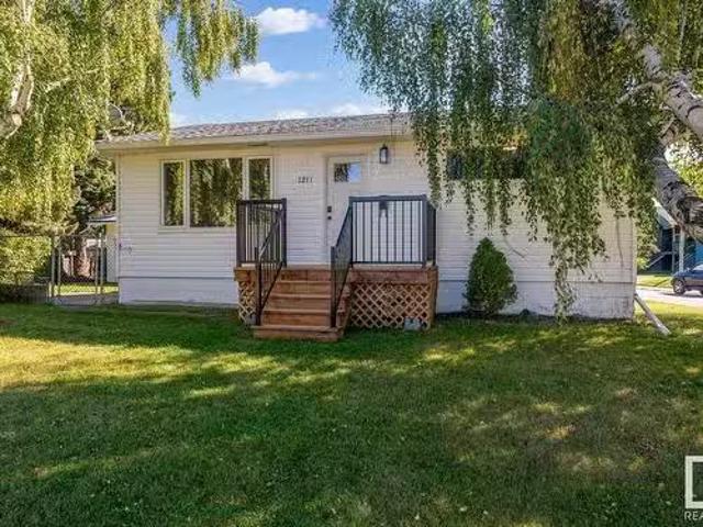 House for sale in Cherry Grove, Alberta