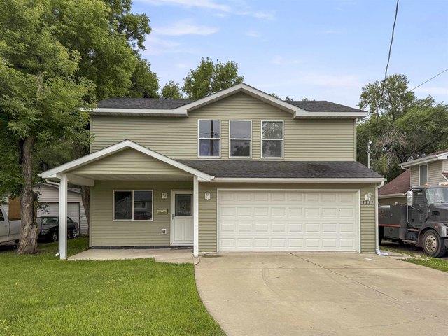 House for sale in Minot, North Dakota