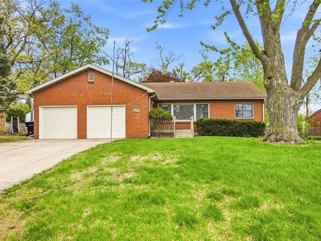 House for sale in Windsor Heights, Iowa