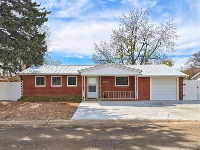 House for sale in Los Alamos, New Mexico