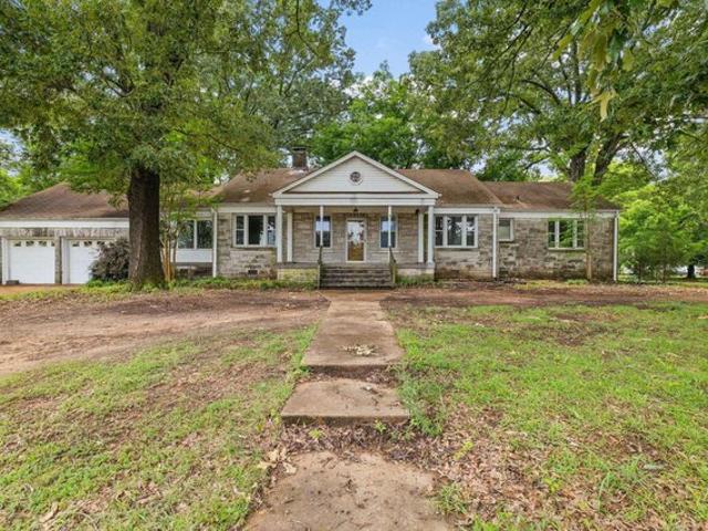 House for sale in Sheffield, Alabama