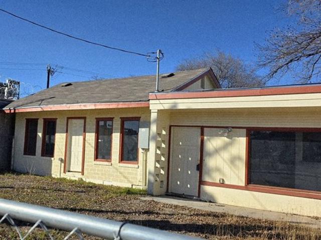 House for sale in Leesville, Texas