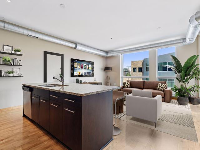 Condo for sale in Hennepin, Minnesota