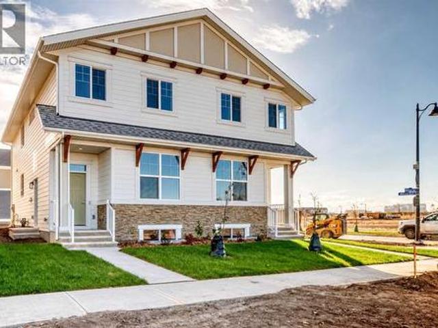 House for sale in Mahogany, Calgary