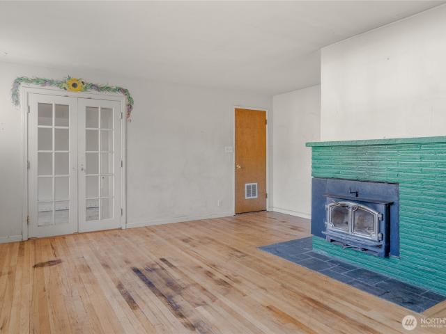 House for sale in Meridian Park, Shoreline