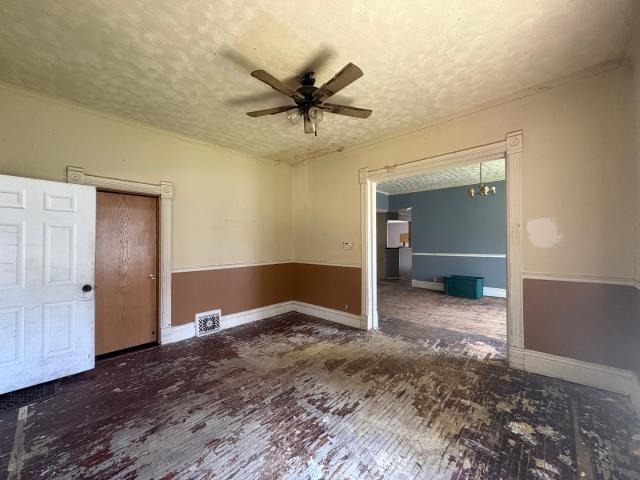 House for sale in Streator, Illinois