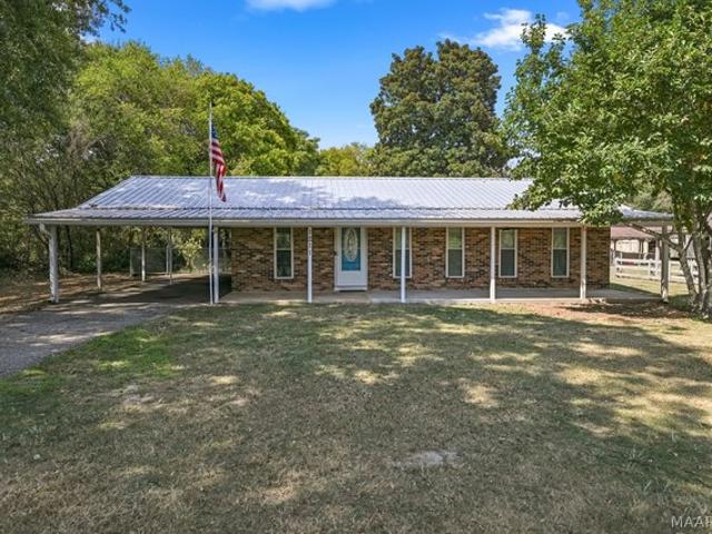 House for sale in Elmore, Alabama