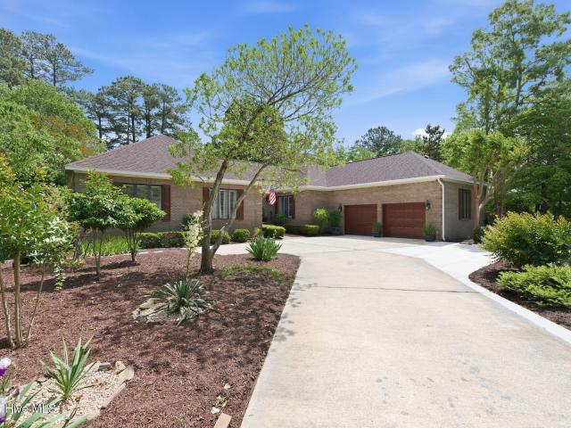 House for sale in New Bern, North Carolina