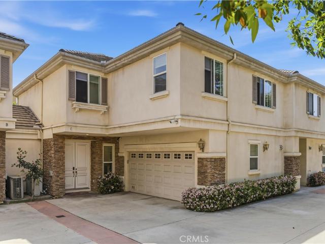 Townhouse for sale in Arcadia, California