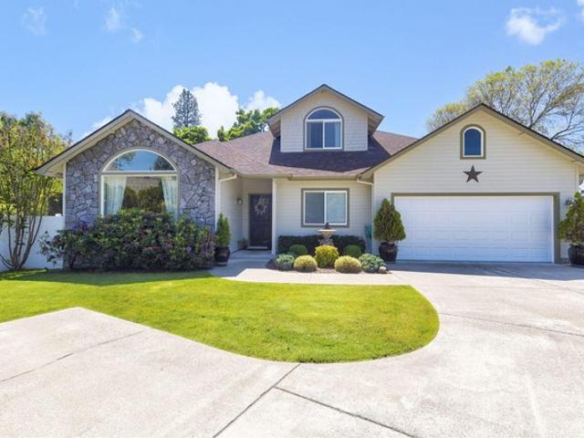 House for sale in Oregonia