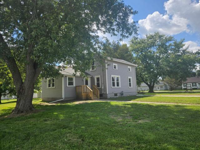 House for sale in Whiteside, Illinois